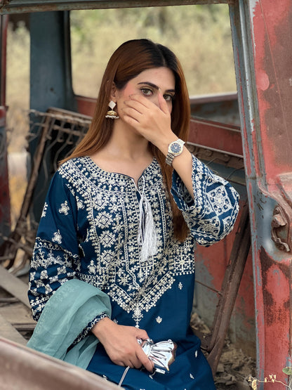 Nayab - Embroidered 3pc Lawn