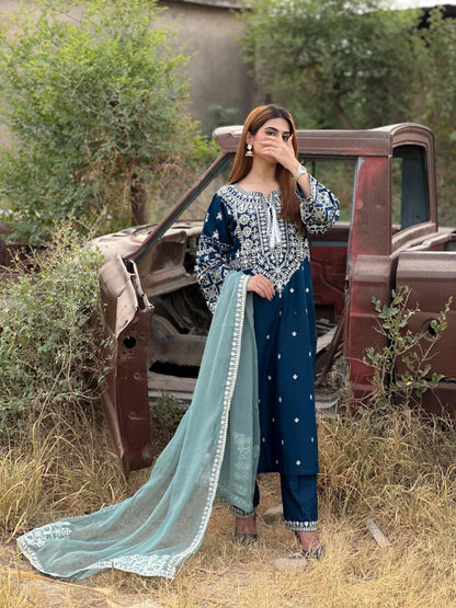 Nayab - Embroidered 3pc Lawn