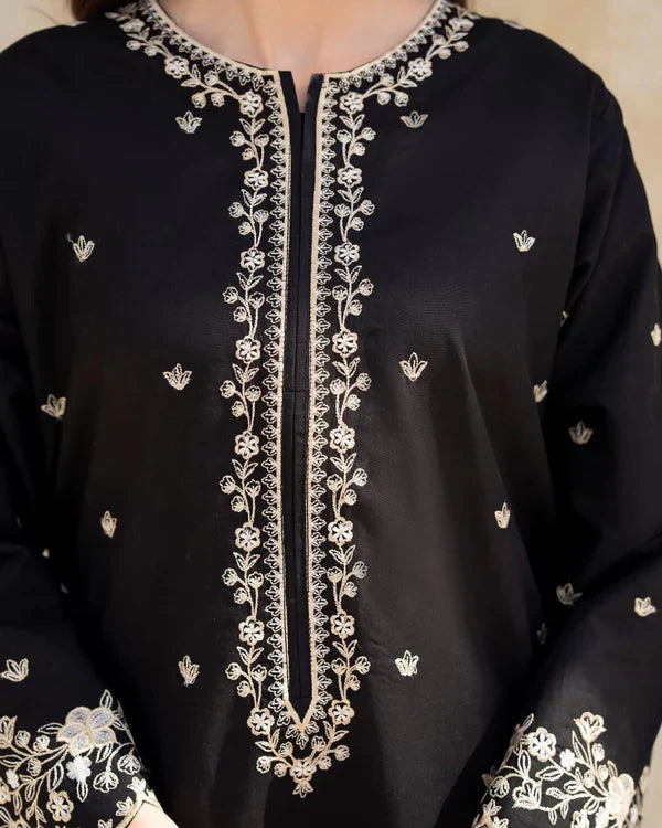 Hijab – Embroidered Black Majesty (Ashura Special)