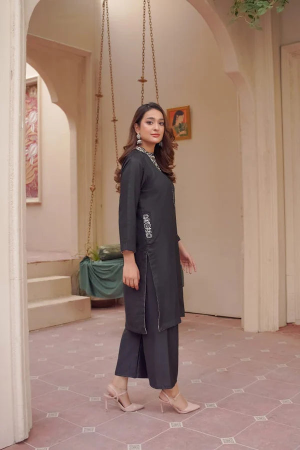 Zehra - Black Embroidered 2PC (Ashura Edition)